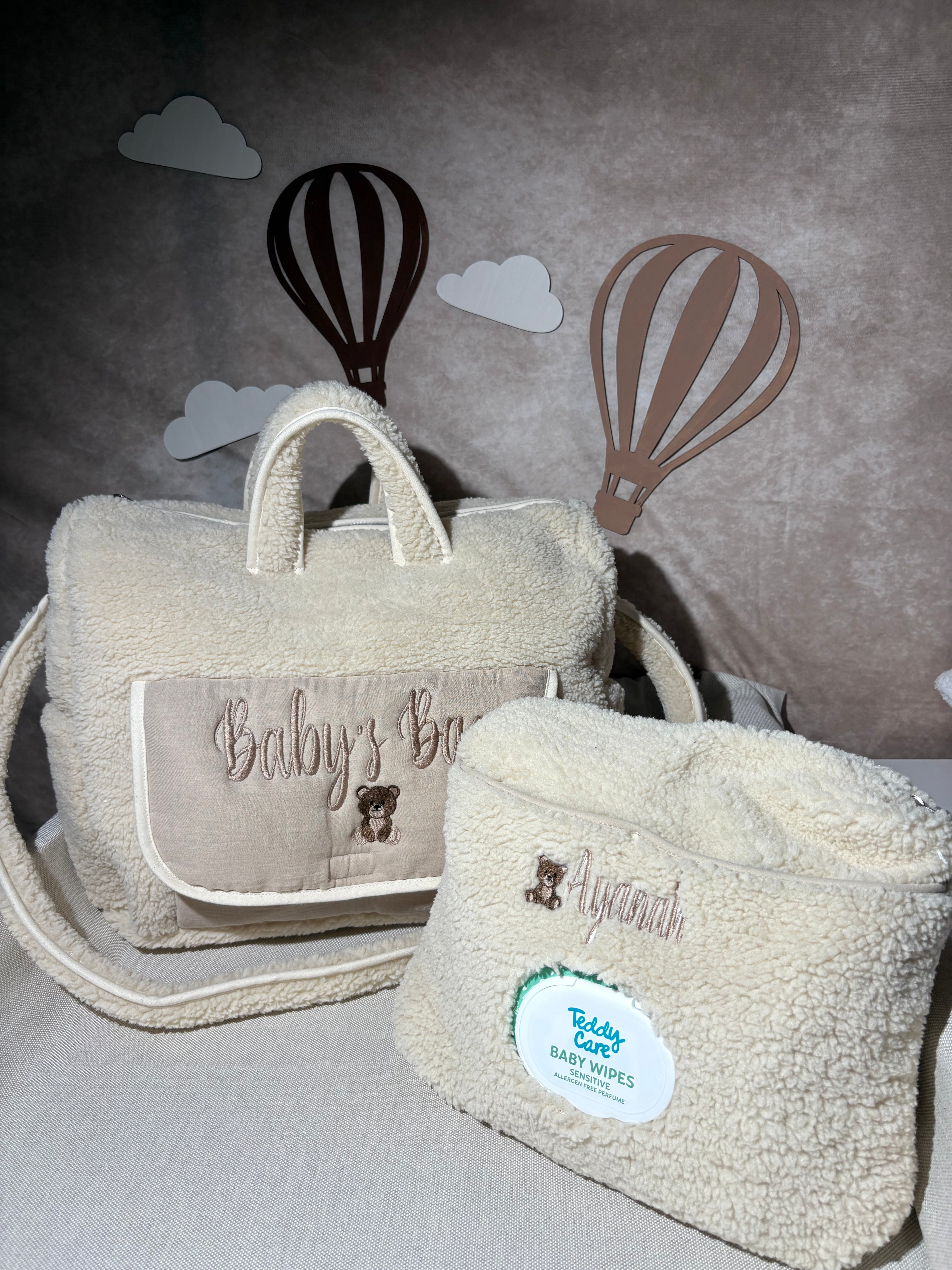 Sac à langer avec trousse de toilette