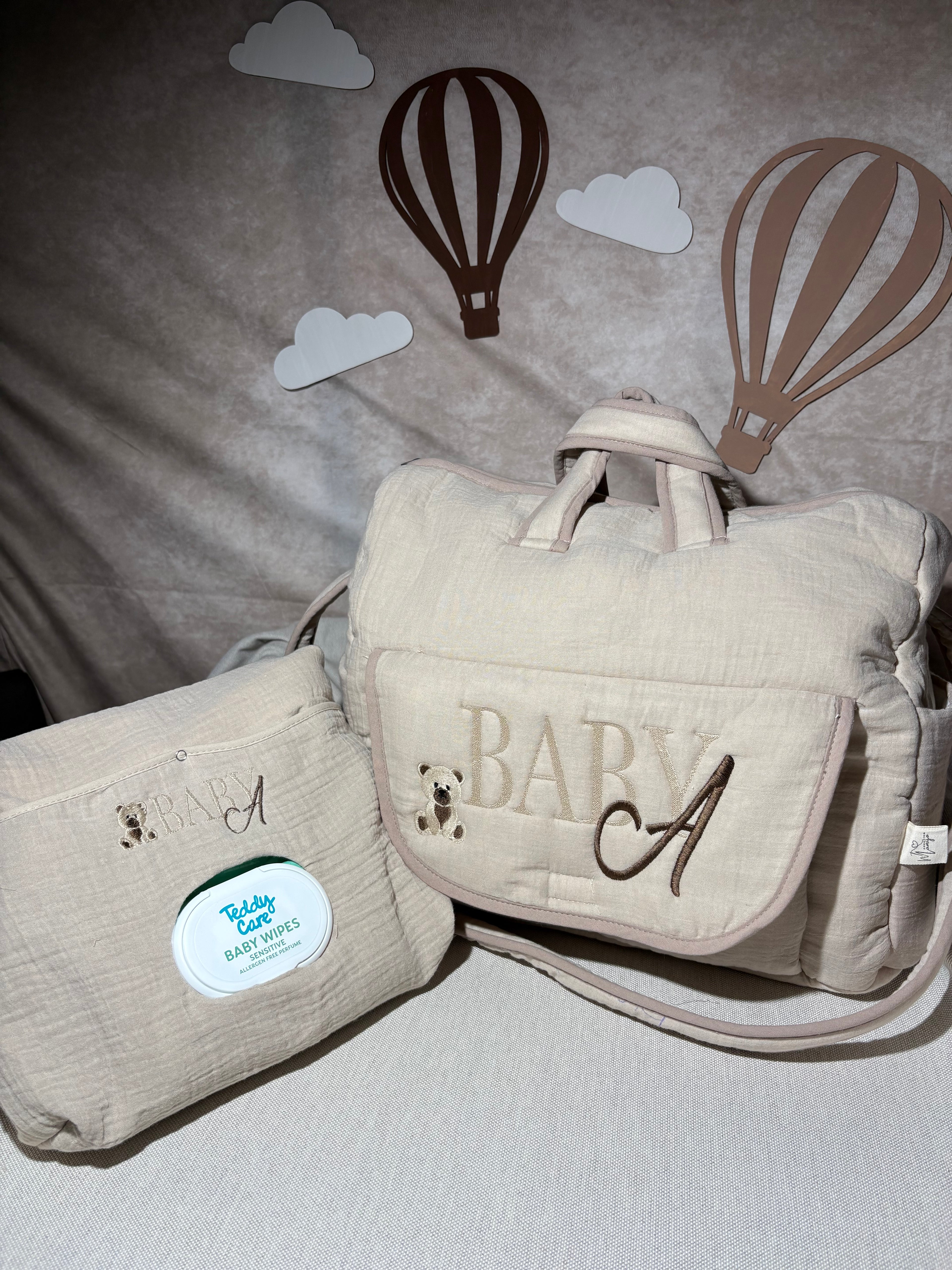 Sac à langer avec trousse de toilette